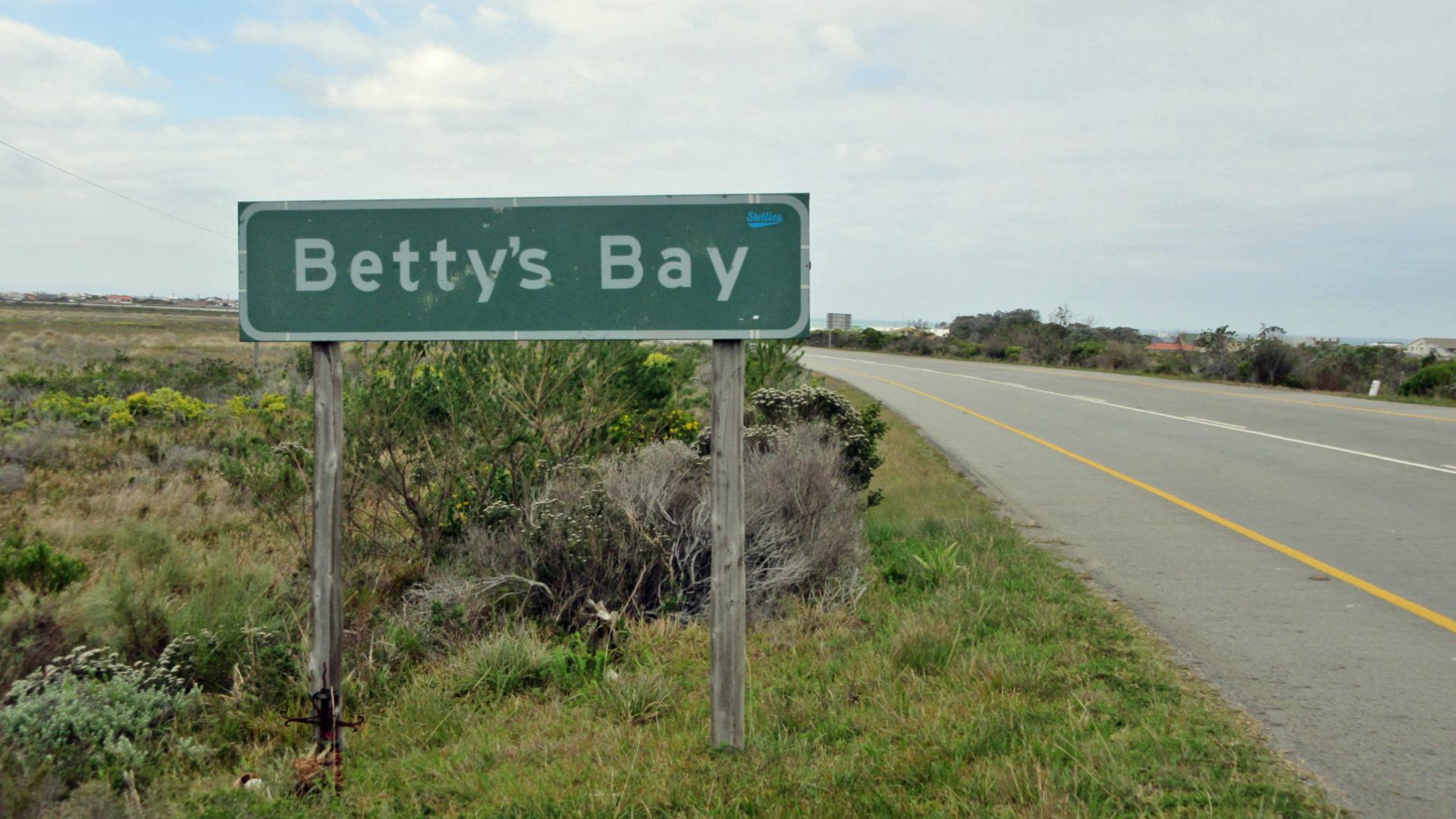 Front View of property in Bettys Bay