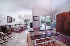 Dining Room - 41 square meters of property in Silver Lakes Golf Estate