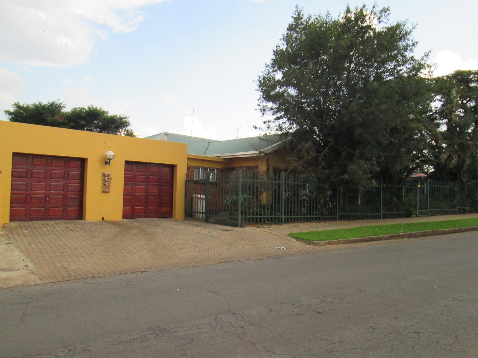 3 Bedroom House  for Sale For Sale in Krugersdorp  Home  