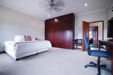 Bed Room 2 - 25 square meters of property in Cormallen Hill Estate