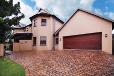 3 Bedroom 2 Bathroom House for Sale for sale in Cormallen Hill Estate