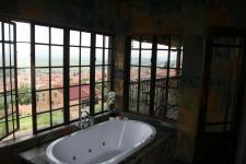 Main Bathroom - 12 square meters of property in Emalahleni (Witbank) 