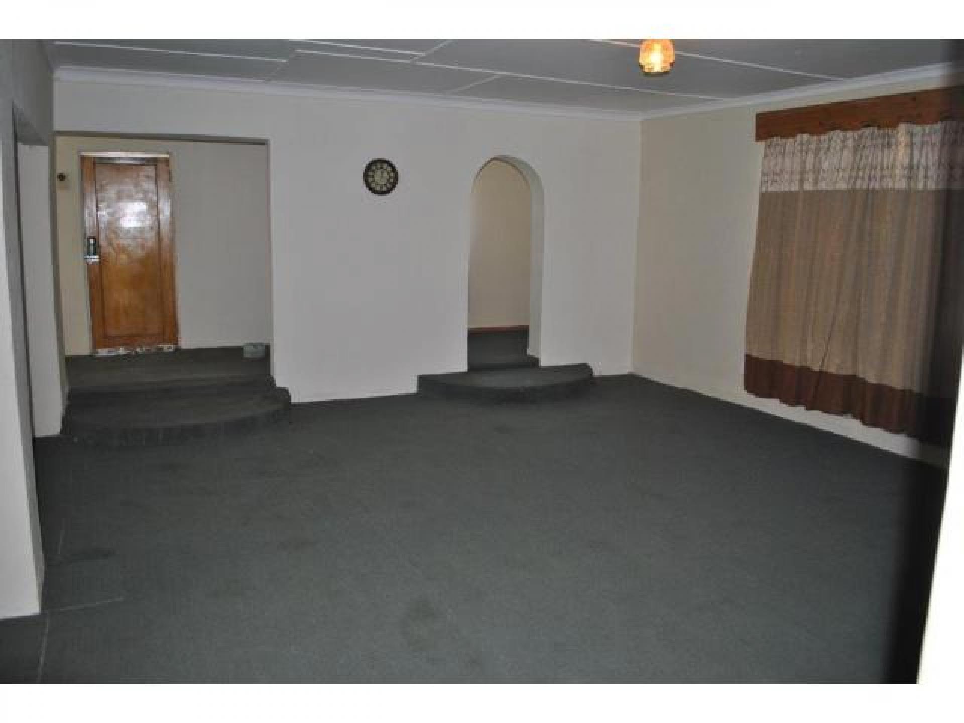 Lounges - 37 square meters of property in Koppies