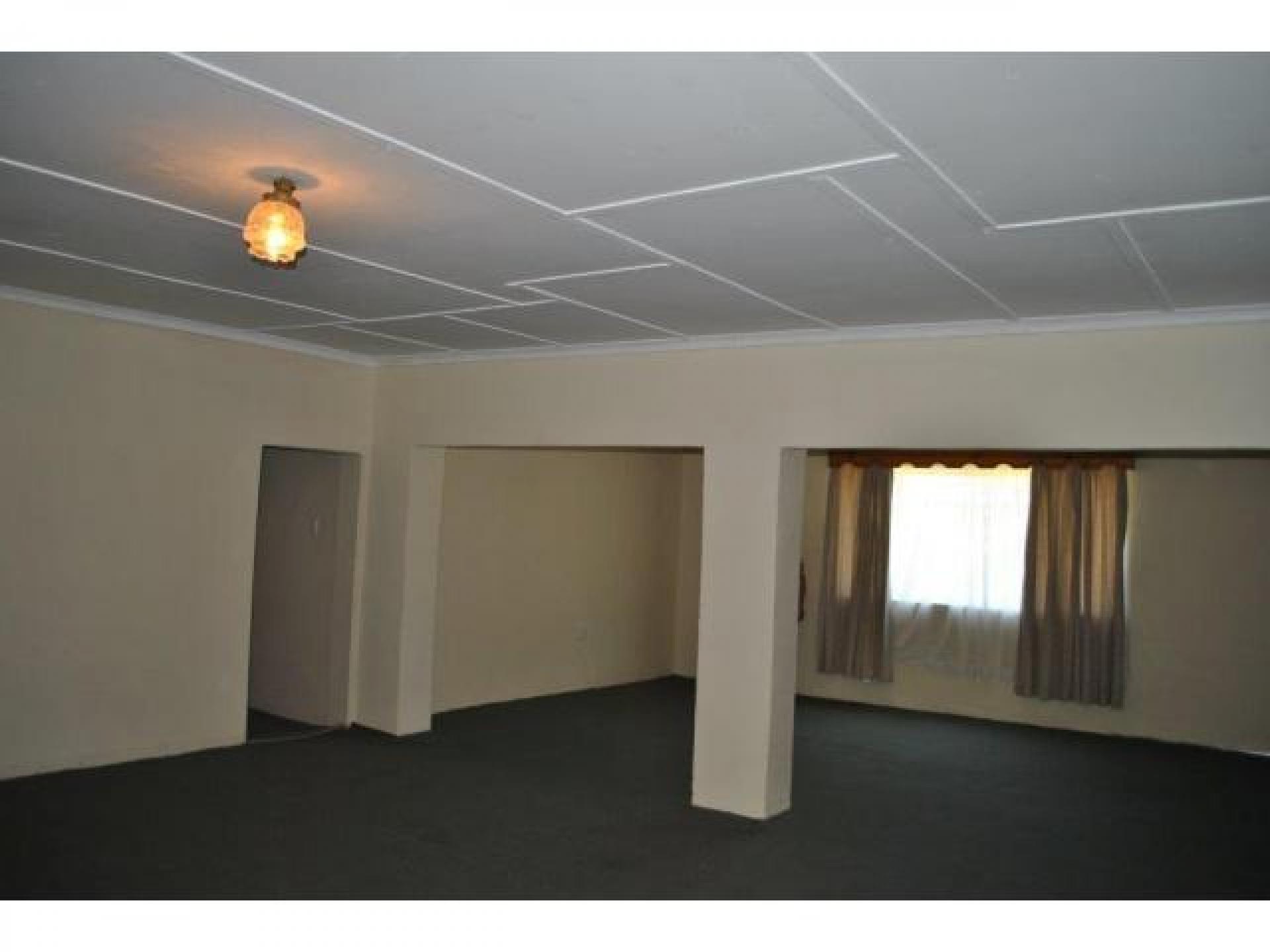Lounges - 37 square meters of property in Koppies