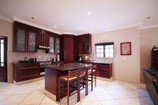 Kitchen - 17 square meters of property in Cormallen Hill Estate