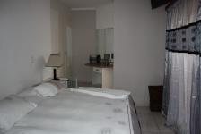 Main Bedroom - 13 square meters of property in Vaalmarina