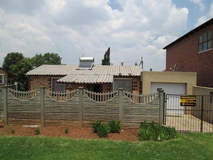 2 Bedroom House for Sale For Sale in Riverlea - JHB - Private Sale - MR123091