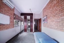 Bed Room 3 - 15 square meters of property in Woodhill Golf Estate