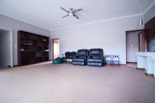 Entertainment of property in Woodhill Golf Estate