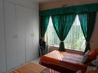 Bed Room 1 - 15 square meters of property in Witfield