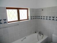 Bathroom 1 - 5 square meters of property in Hibberdene