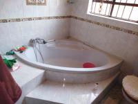 Bathroom 1 of property in Phalaborwa