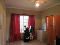 Rooms - 60 square meters of property in Randfontein