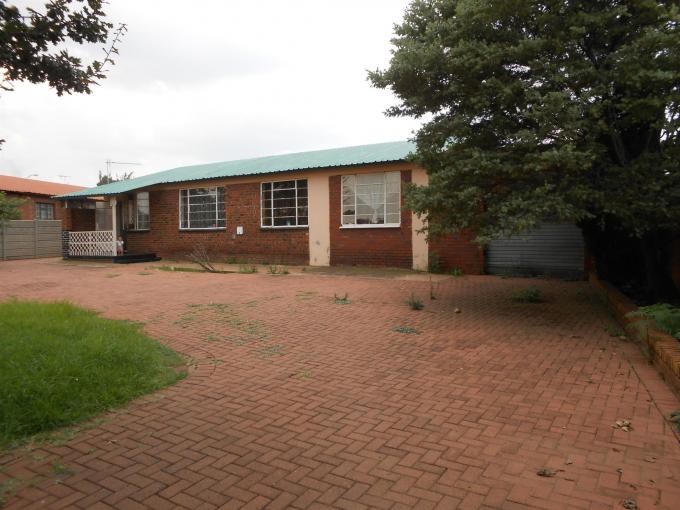 3 Bedroom House for Sale For Sale in Boksburg - Private Sale - MR123372