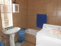 Main Bathroom - 12 square meters of property in Nigel