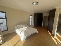 Main Bedroom of property in Theescombe AH
