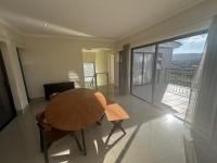 Dining Room of property in Theescombe AH