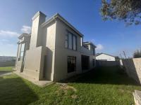 Backyard of property in Theescombe AH