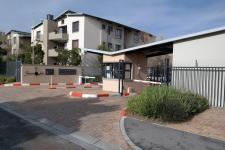 3 Bedroom 2 Bathroom Flat/Apartment for Sale for sale in Somerset West