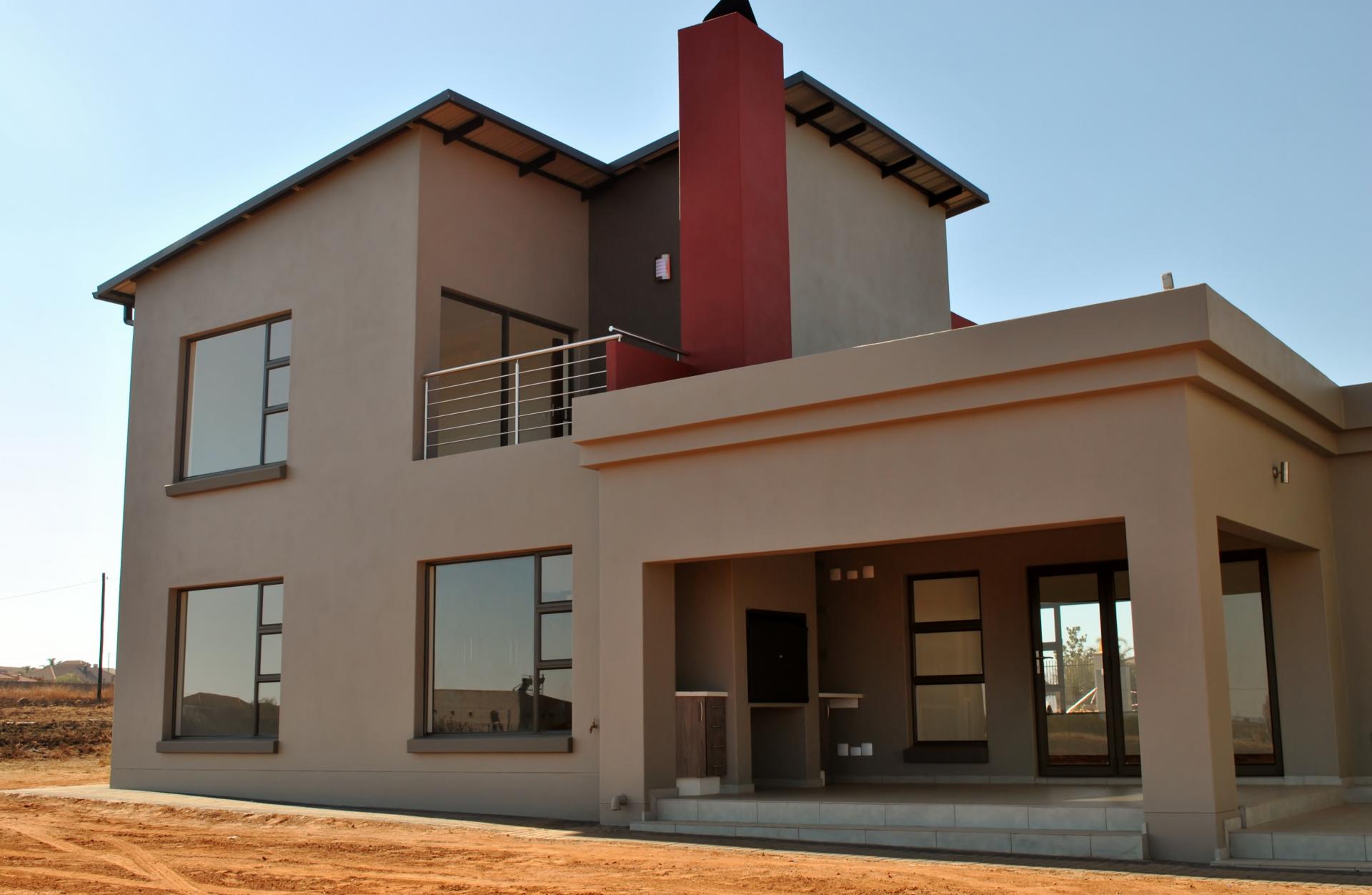 Front View of property in Heron Hill Estate