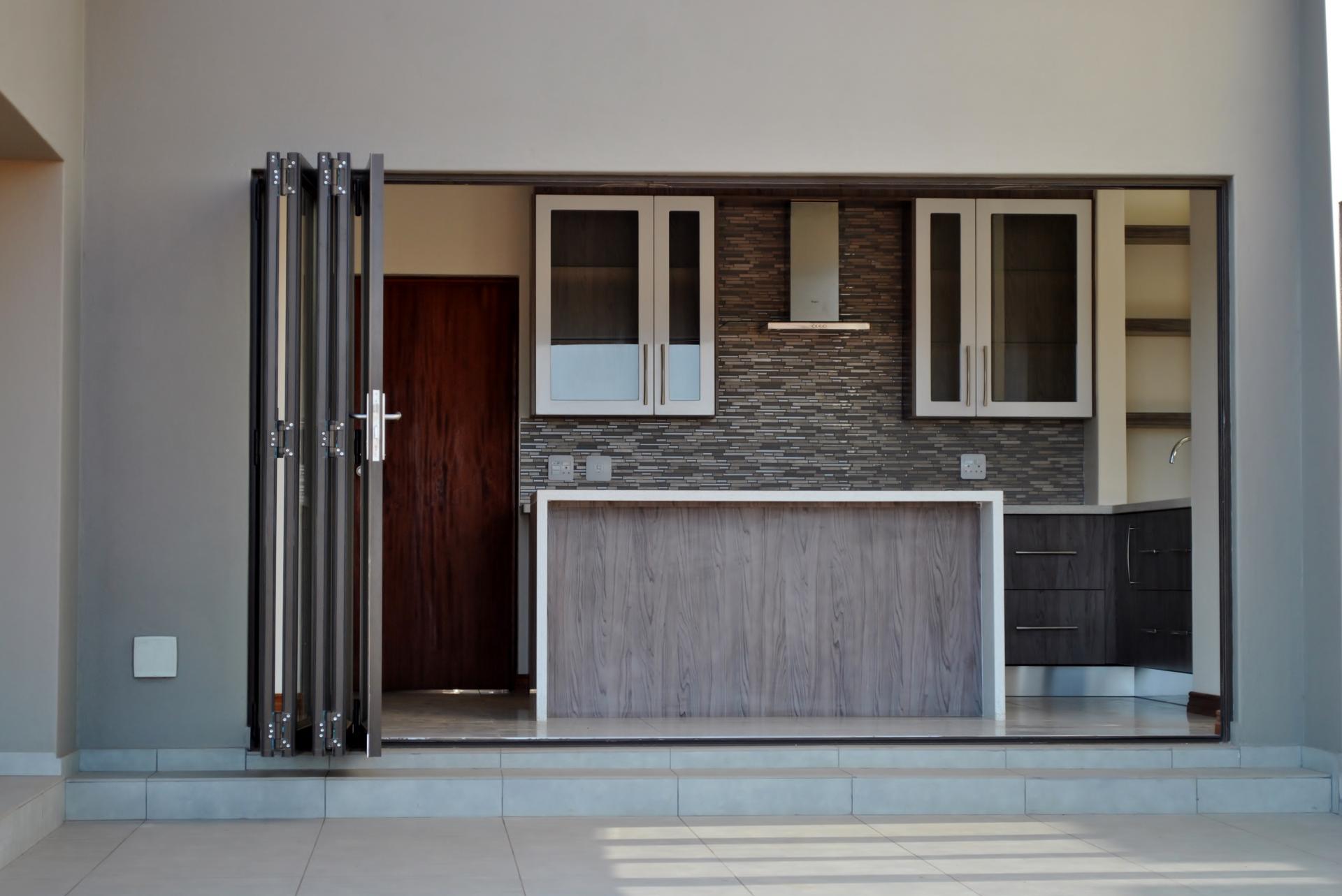 Kitchen - 19 square meters of property in Heron Hill Estate