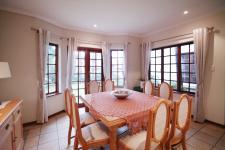 Dining Room - 15 square meters of property in Woodhill Golf Estate