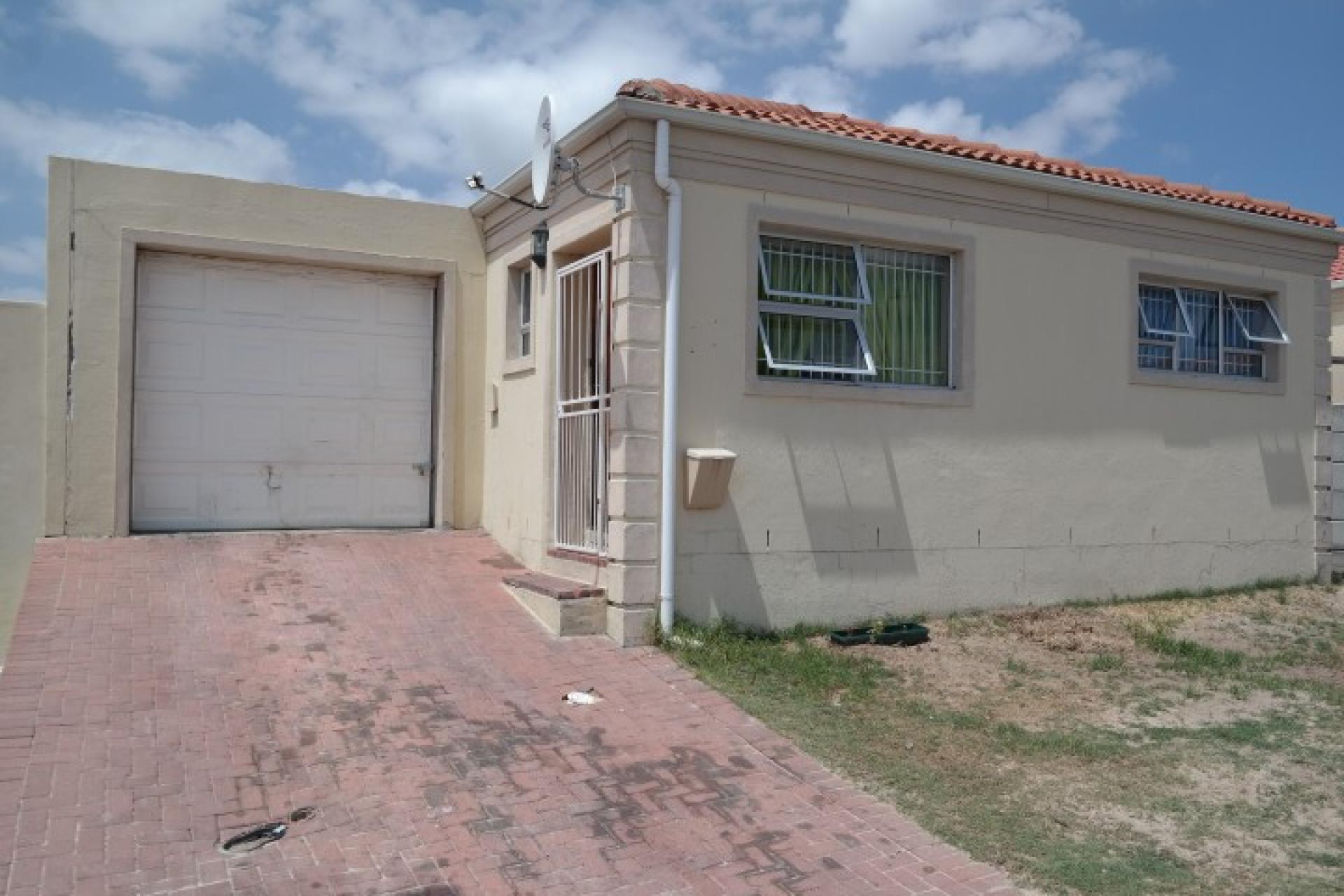 Front View of property in Bernadino Heights