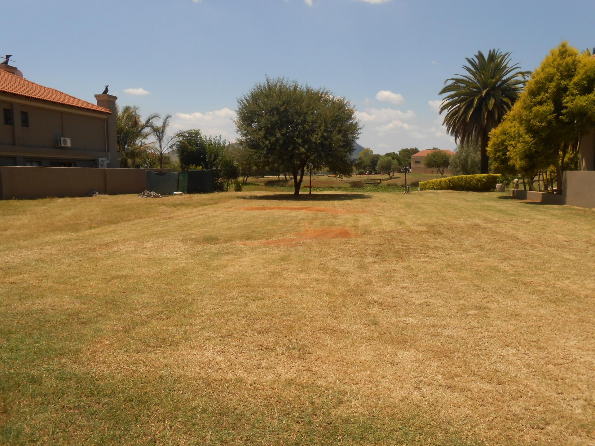 Front View of property in Hartbeespoort