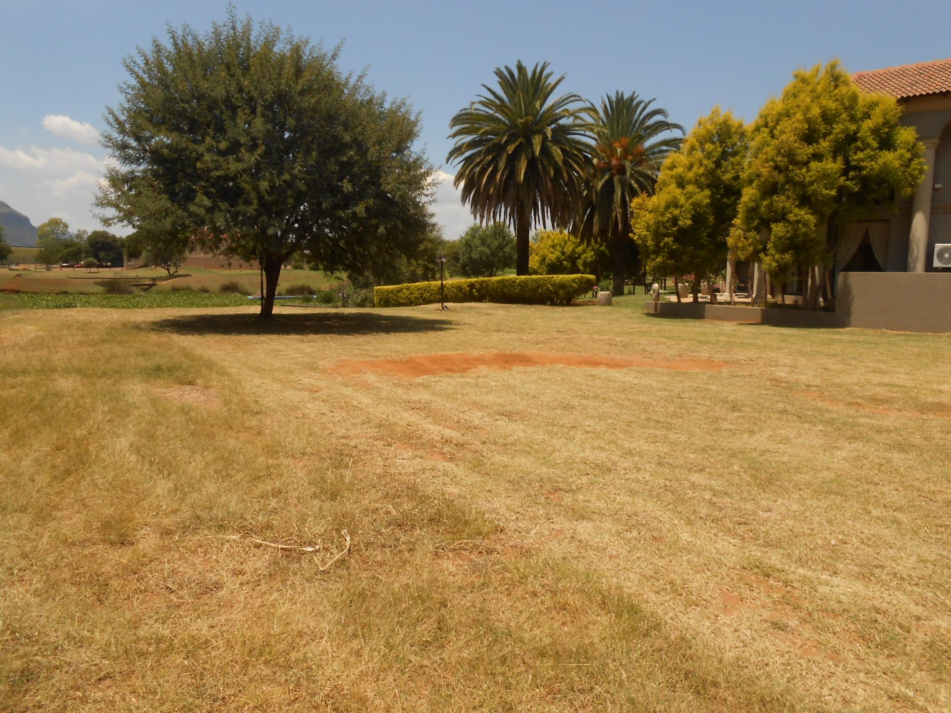 Front View of property in Hartbeespoort