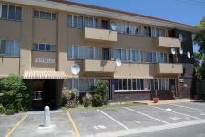 2 Bedroom 1 Bathroom Flat/Apartment for Sale for sale in Parow Central