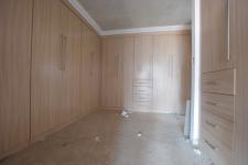 Main Bedroom - 54 square meters of property in The Wilds Estate