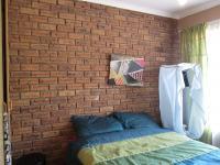 Bed Room 1 - 8 square meters of property in Rangeview