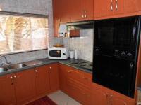 Kitchen - 13 square meters of property in Waldrift