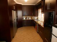 Kitchen - 55 square meters of property in Hartbeespoort