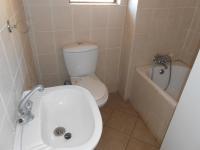 Bathroom 1 - 6 square meters of property in Heidelberg - GP