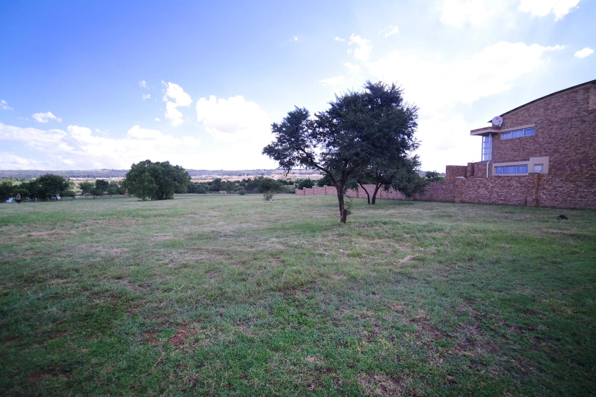 Spaces of property in Six Fountains Estate