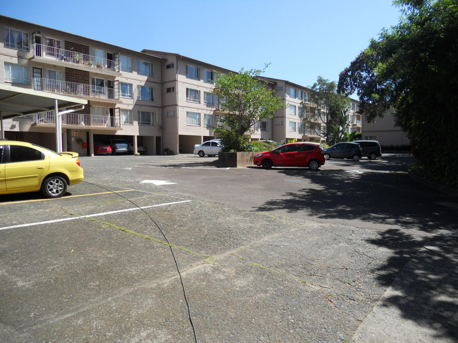 Front View of property in Pinetown 