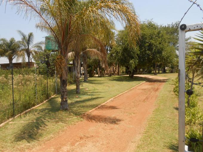 Farm for Sale For Sale in Hartbeespoort - Private Sale - MR124011