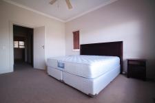 Main Bedroom - 29 square meters of property in Silver Lakes Golf Estate