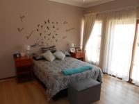 Bed Room 1 - 17 square meters of property in Beyers Park