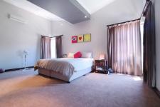 Main Bedroom - 40 square meters of property in Cormallen Hill Estate