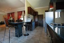 Kitchen - 18 square meters of property in Willow Acres Estate