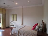 Bed Room 1 - 34 square meters of property in Sandton