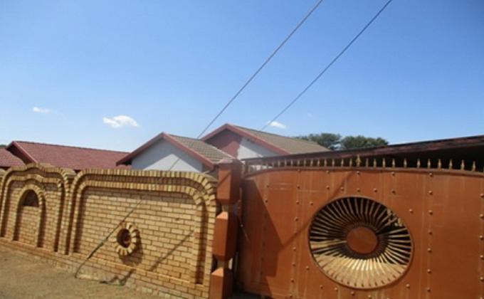 Standard Bank Insolvent 3 Bedroom House For Sale For Sale In Ga Rankuwa Mr124391 Standard Bank Insolvent 3 Bedroom House For Sale For Sale In Ga Rankuwa Mr124391