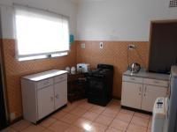 Kitchen - 15 square meters of property in Casseldale