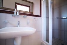 Bathroom 3+ - 3 square meters of property in Silver Lakes Golf Estate