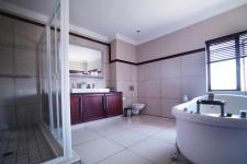 Main Bathroom - 16 square meters of property in Silver Lakes Golf Estate