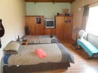 Bed Room 2 - 26 square meters of property in Sundra