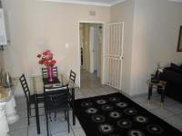 Dining Room - 19 square meters of property in Bonaero Park