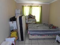 Main Bedroom - 21 square meters of property in Bonaero Park